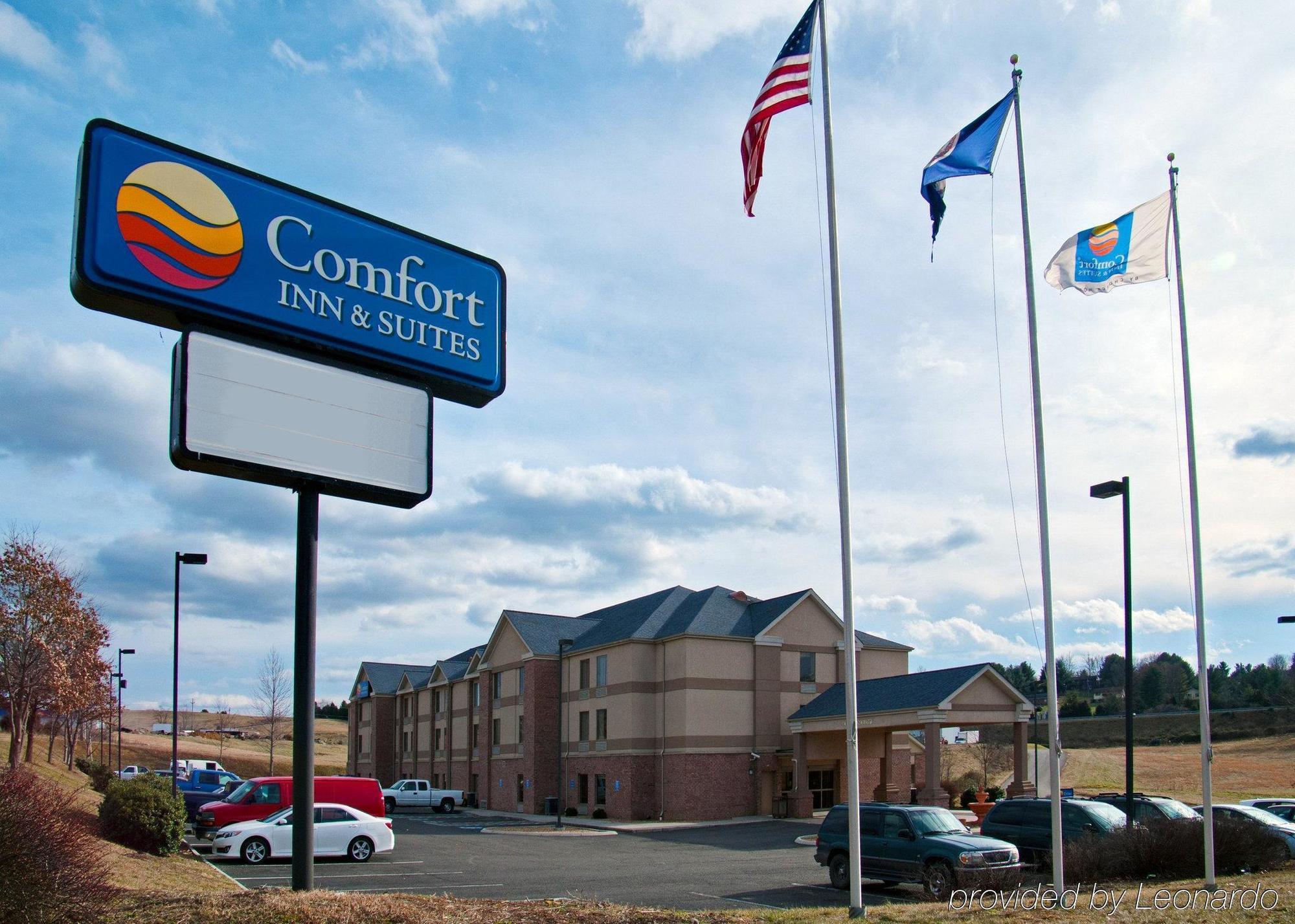 Comfort Inn & Suites Christiansburg I-81 Esterno foto