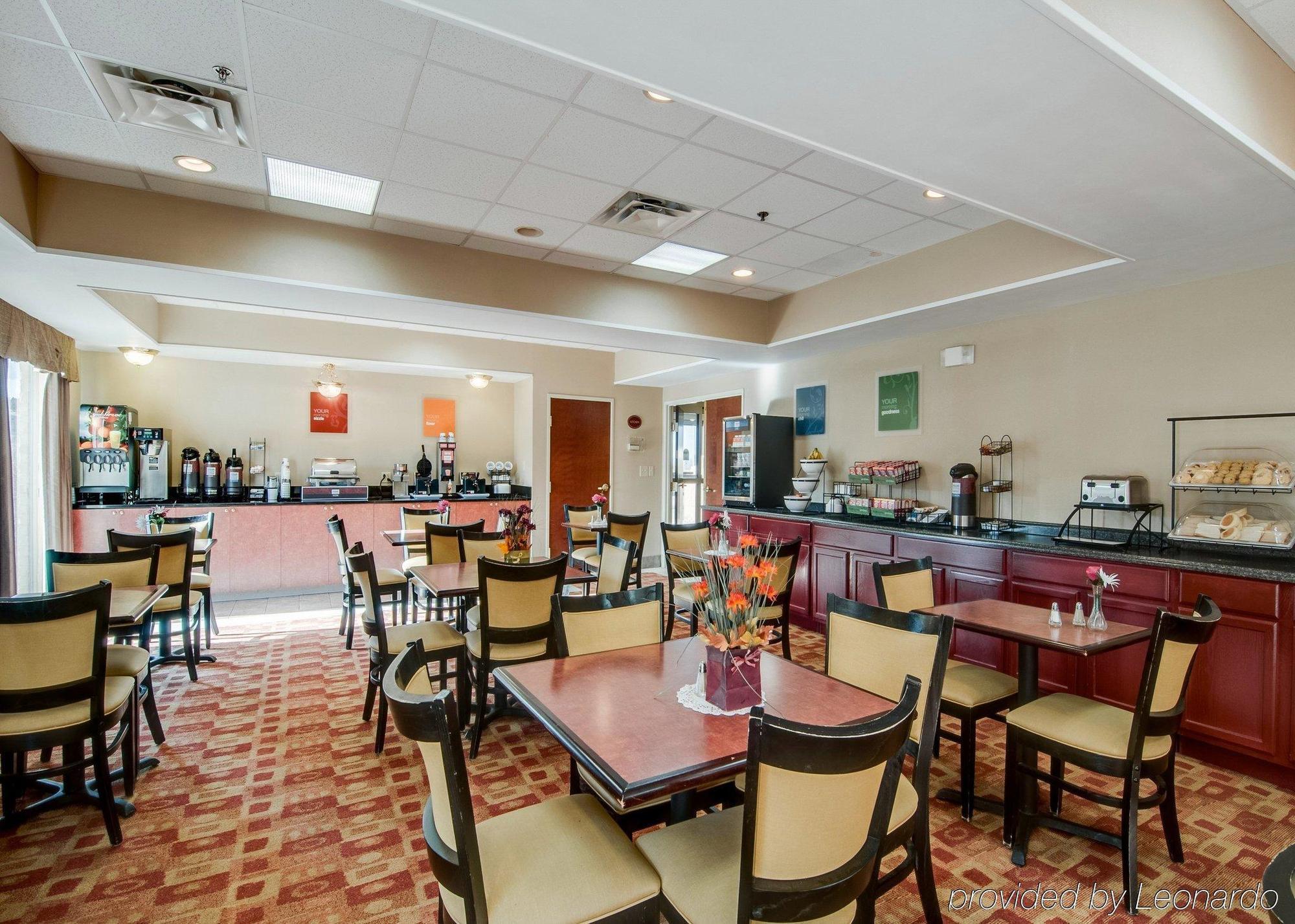 Comfort Inn & Suites Christiansburg I-81 Esterno foto