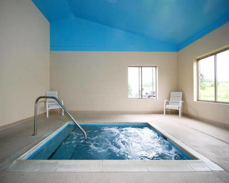 Comfort Inn & Suites Christiansburg I-81 Esterno foto