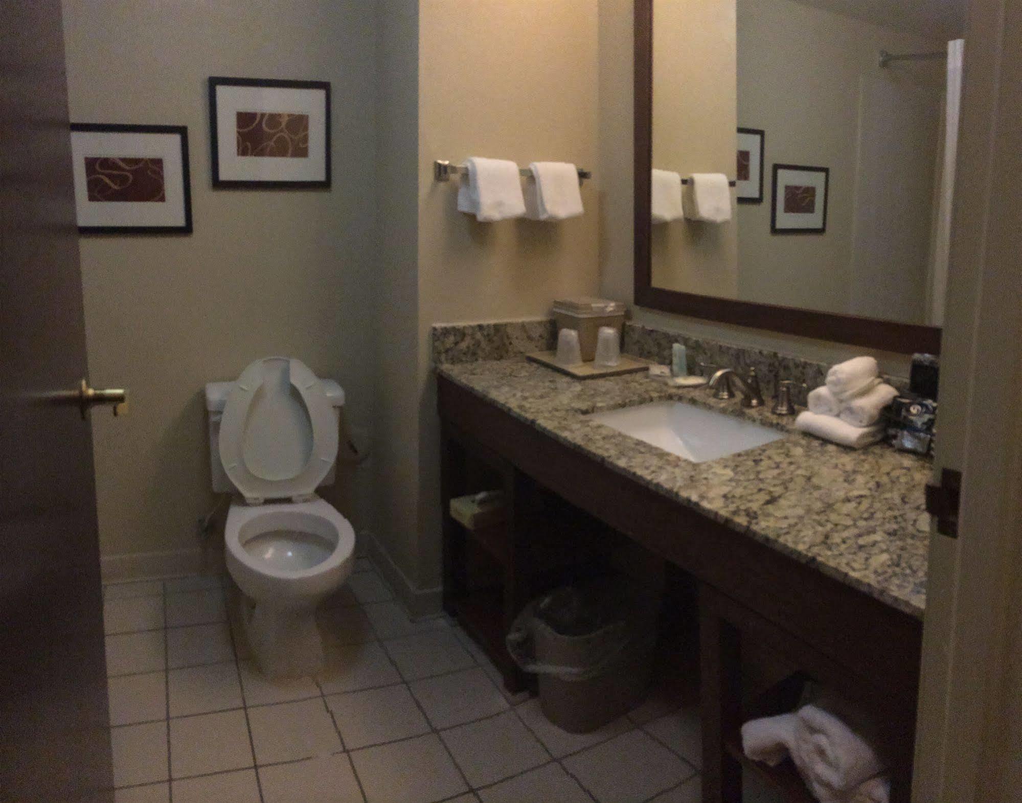 Comfort Inn & Suites Christiansburg I-81 Esterno foto